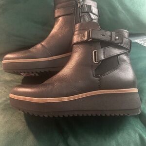 Clarks Black Leather Ankle Boot (New) Size 6